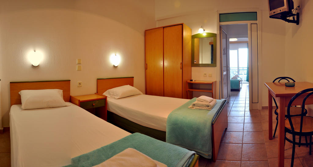 Big Blue Studios Kallithea  Δωμάτιο φωτογραφία